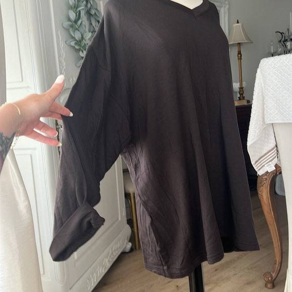 Bleusalt coco brown oversized v-neck - Picture 2 of 3